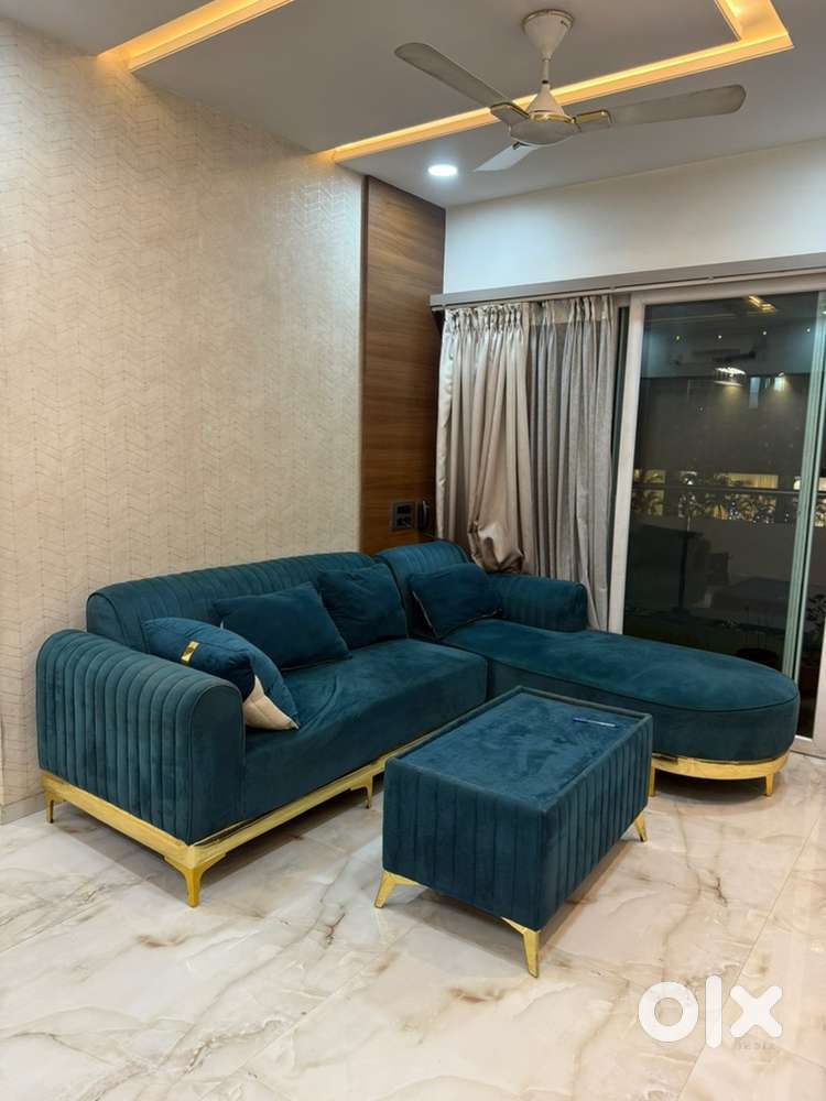 L-shaped premium Sofa with center table