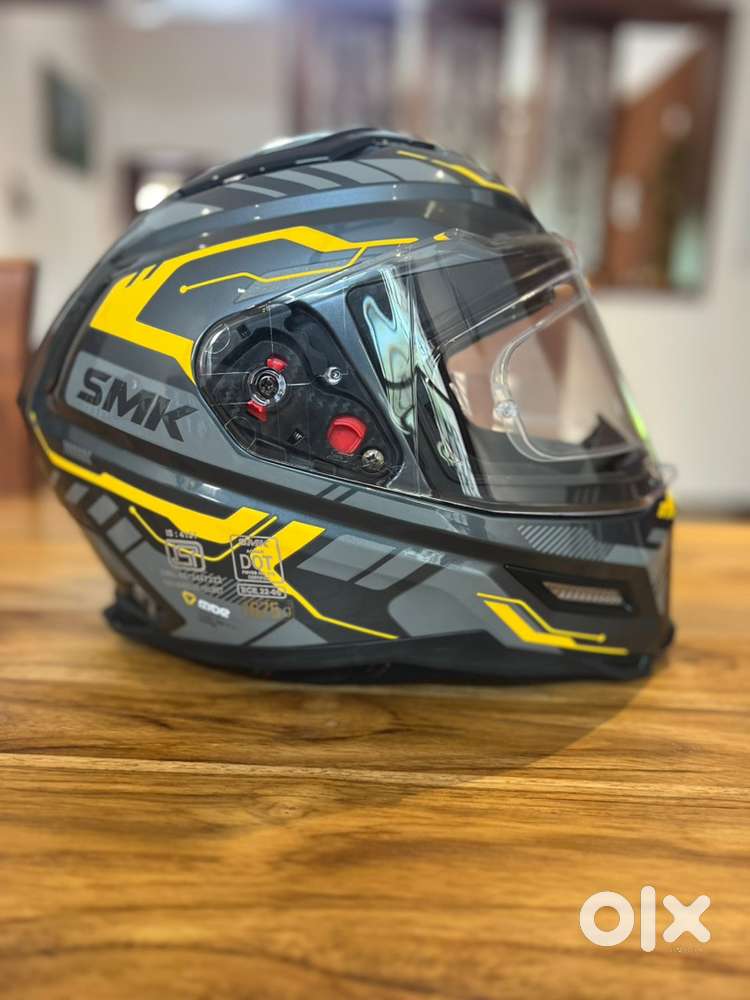 SMK Agnar dual visor helmet