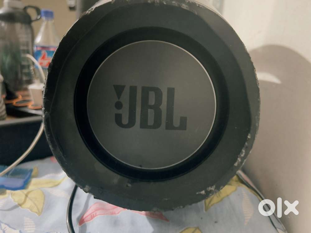 Jbl boombox