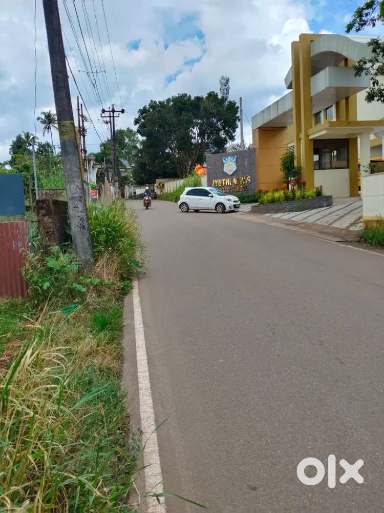 7 cent land for sale