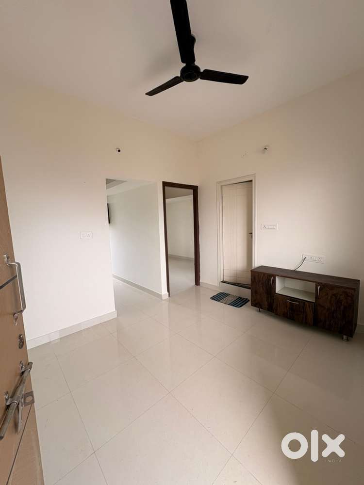 New building  with lift and 24hrs water