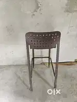 Pub high rise chair