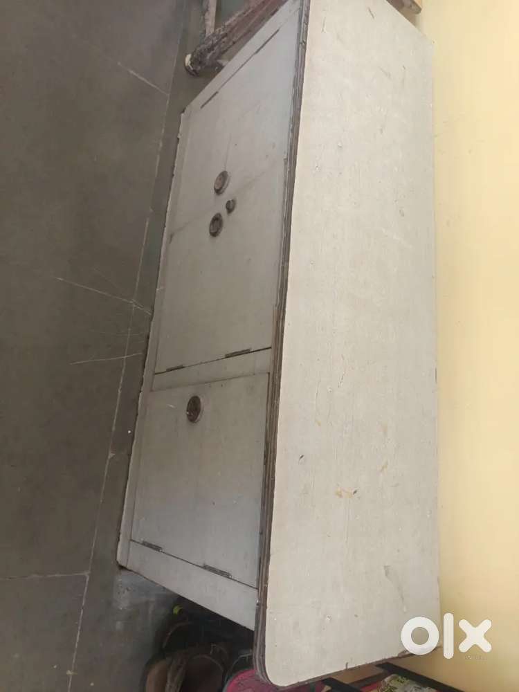 Wooden Storage Cabinet with seating