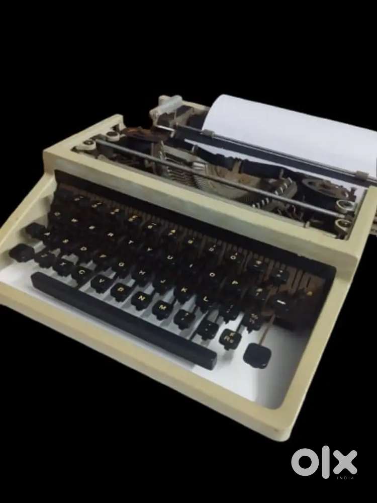 Portable type writer