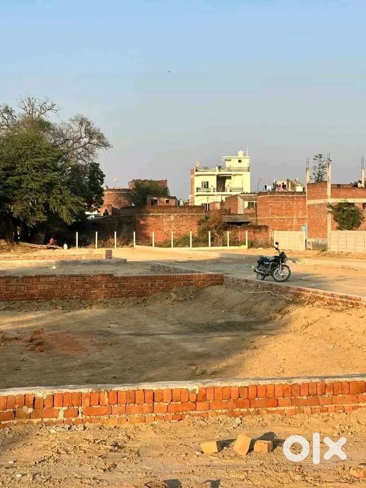 रहने वाले क्षेत्र में अब बना हुआ मकान सीतापुर रोड पर तुरंत रजिस्ट्री