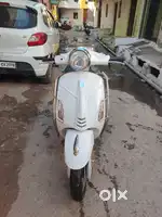 Hiroshi comet (EV) Electric scooty