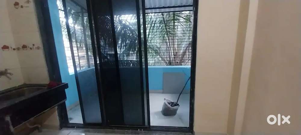 Badlapur st 5 minits wallk ,water 24 hr