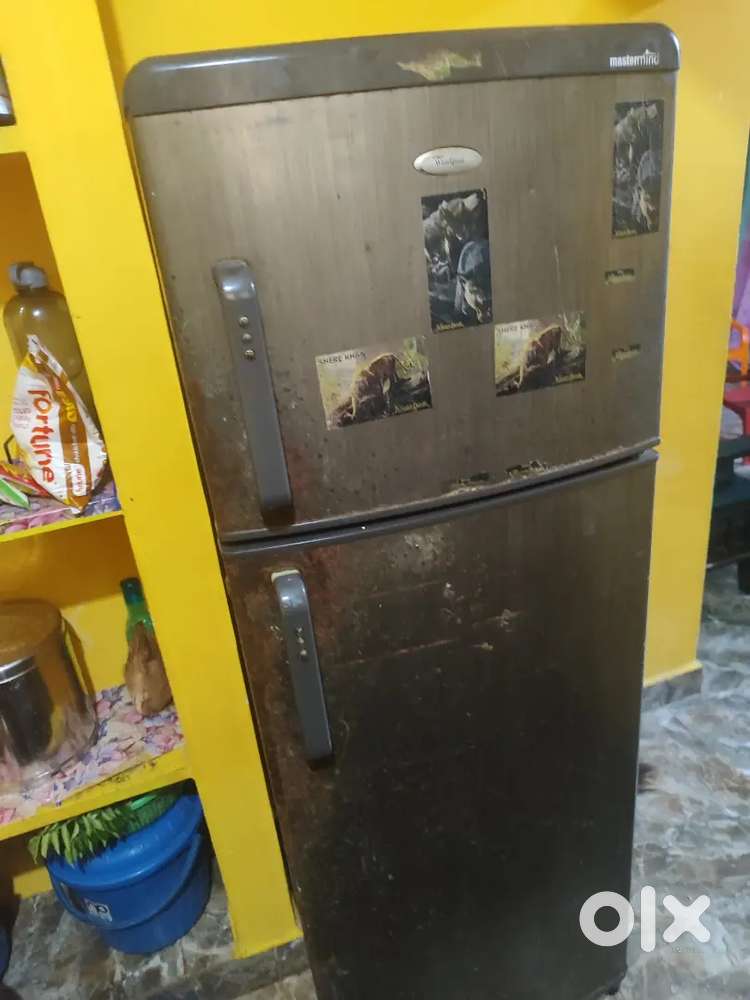 5 years old fridge for sale