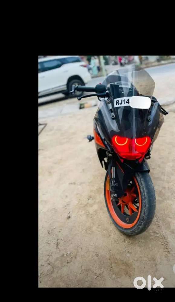 A1 condition full garanty 2022 model non scratches