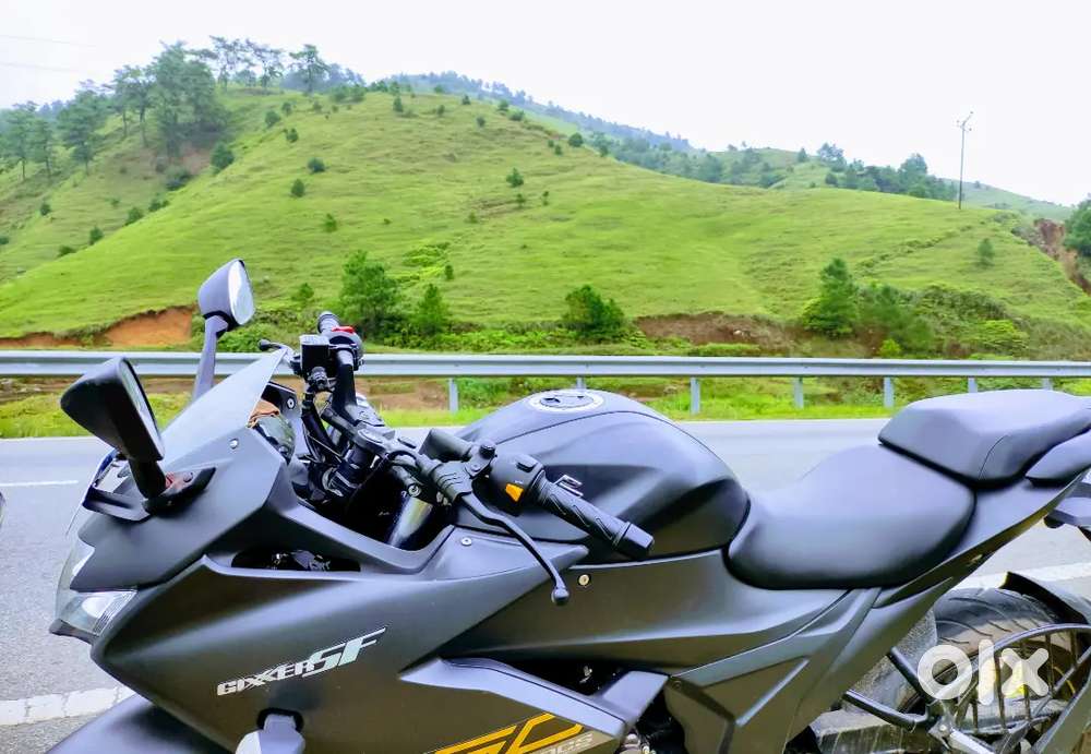 Suzuki Gixxer 250sf bike.