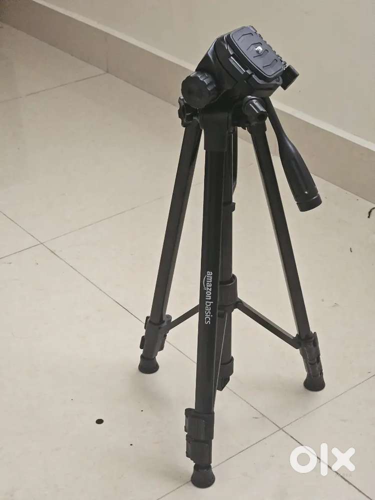 Amazon basics tripod stand unused
