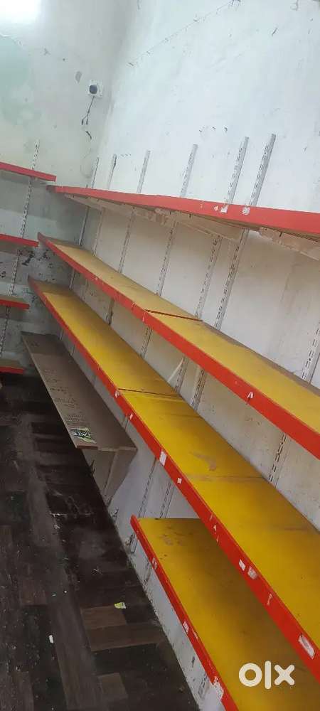 Rack And Table And Bord