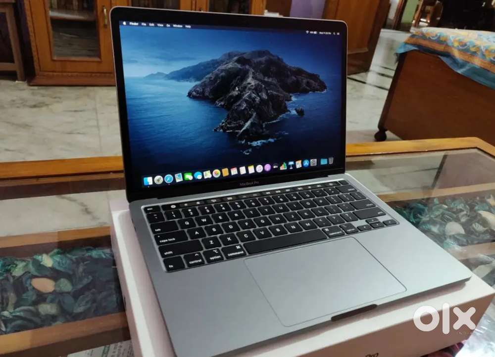 Apple MacBook Pro 2020 Touch Bar, Two Thunderbolt 3 port,Intel Core i5