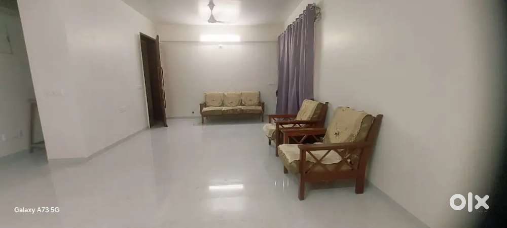3 bhk terese apartment in rent behind nirma university