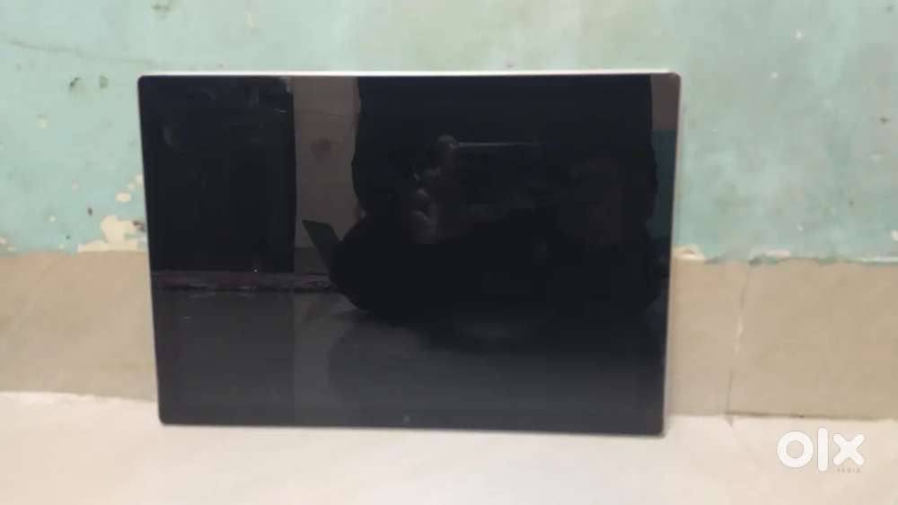 Microsoft 1796 128GB negotiable ask for best