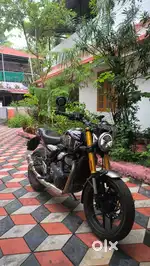 Triumph speed 400