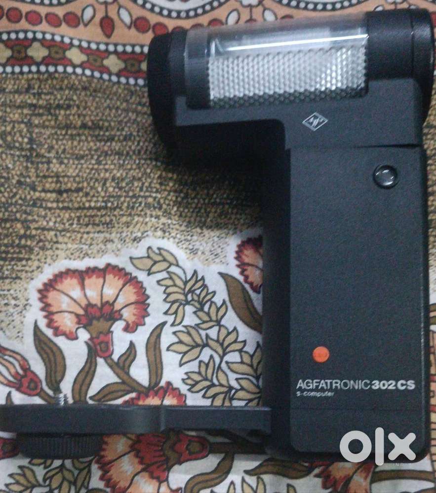 Vintage Camera Lenses and flash light