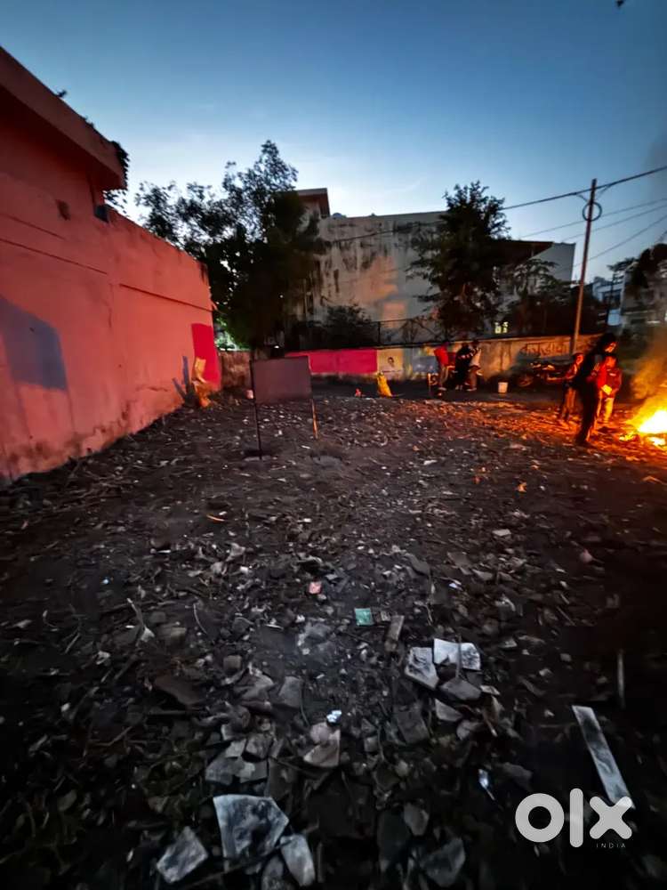 sell plot 24*50 = 1200 sq near regal town  Prem nagar