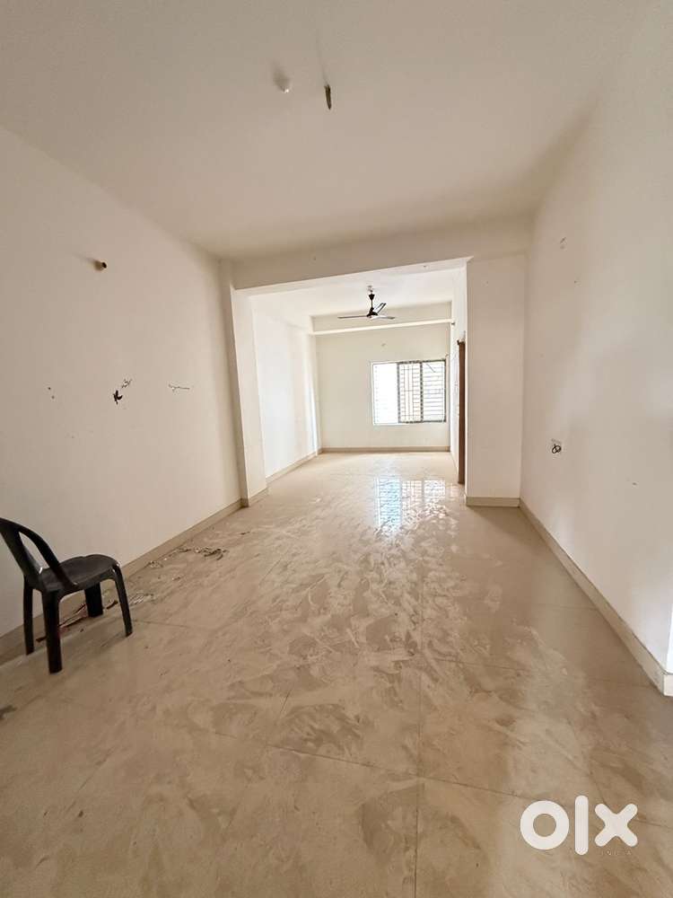 2bhk brand New Flat For sale at vip Road (Near Main Road )