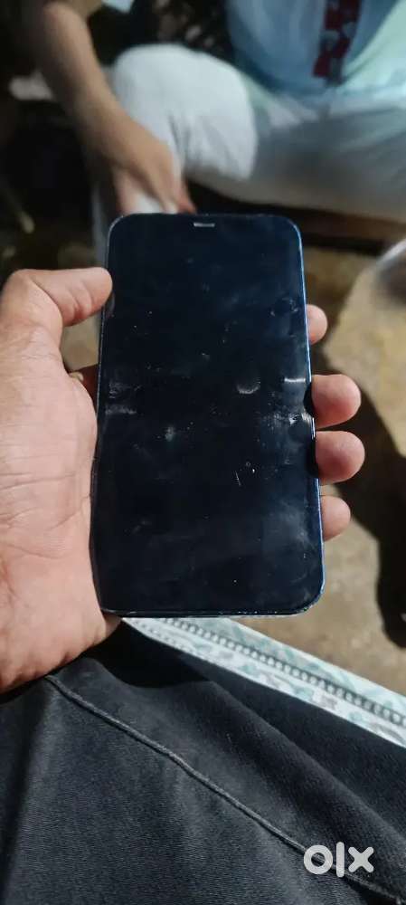 iPhone 12 ic lock