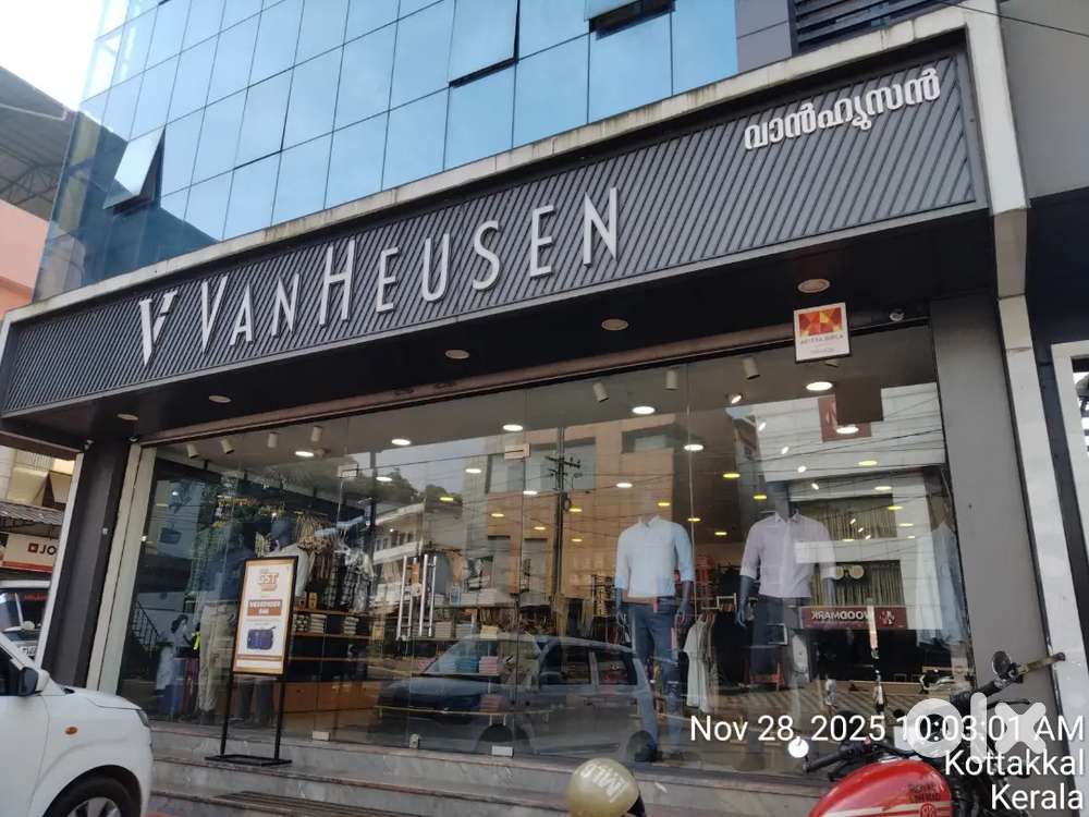 Urgent requirement for sales associate