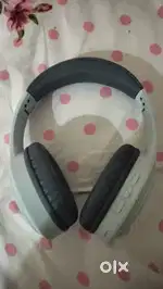 Head phone