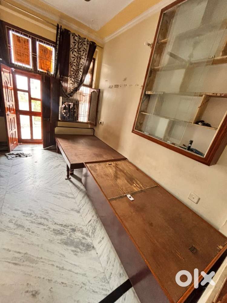 One room and kitchen