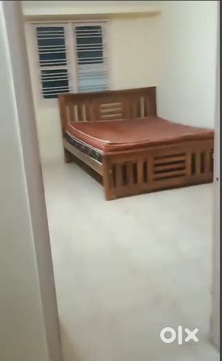 2 BHK Semi-Furnished House for Lease in BTM Layout – North Facing