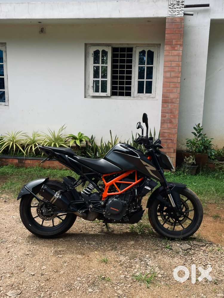 KTM Duke 250 BS6