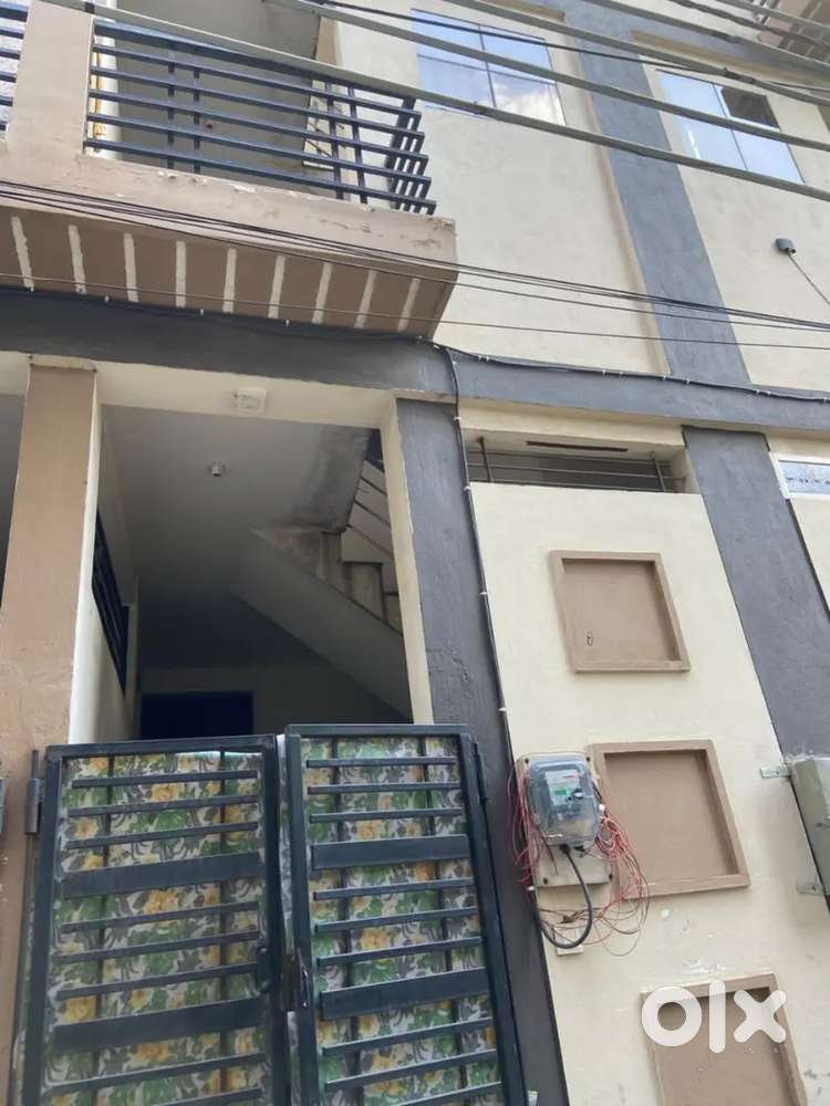 Ready-to-Move 1BHK Fully Furnished Flat in Vijay Nagar