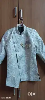 Suit servani