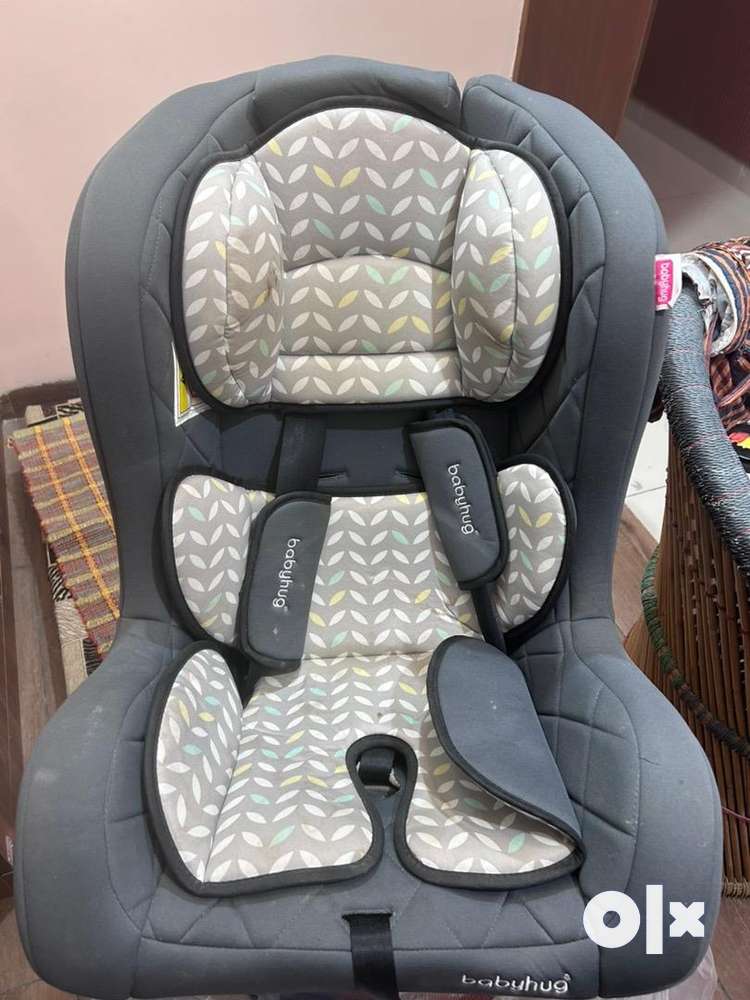 Baby car seat- Babyhug brand. Used only twice