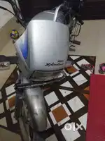 Single hand driven