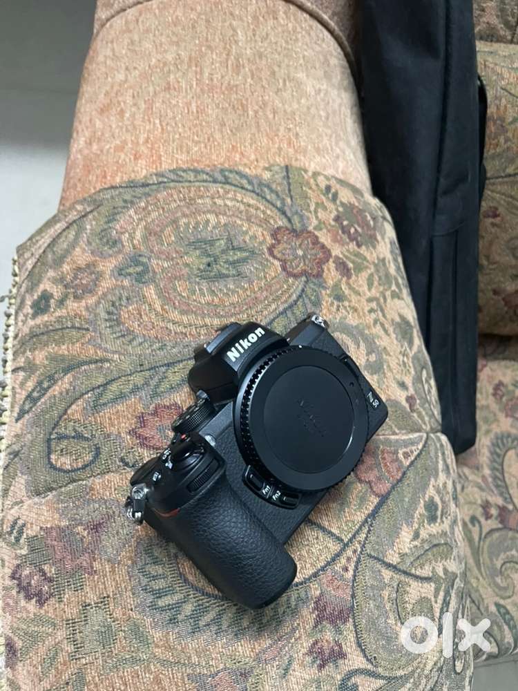 Nikon z50 with dx 16-50 kit lens. Comes with a charger and 2 batteries