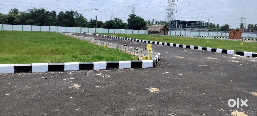 Redhills janapanchatram Highway just 2 km plots sale