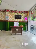 Receptionist Job (9-7)