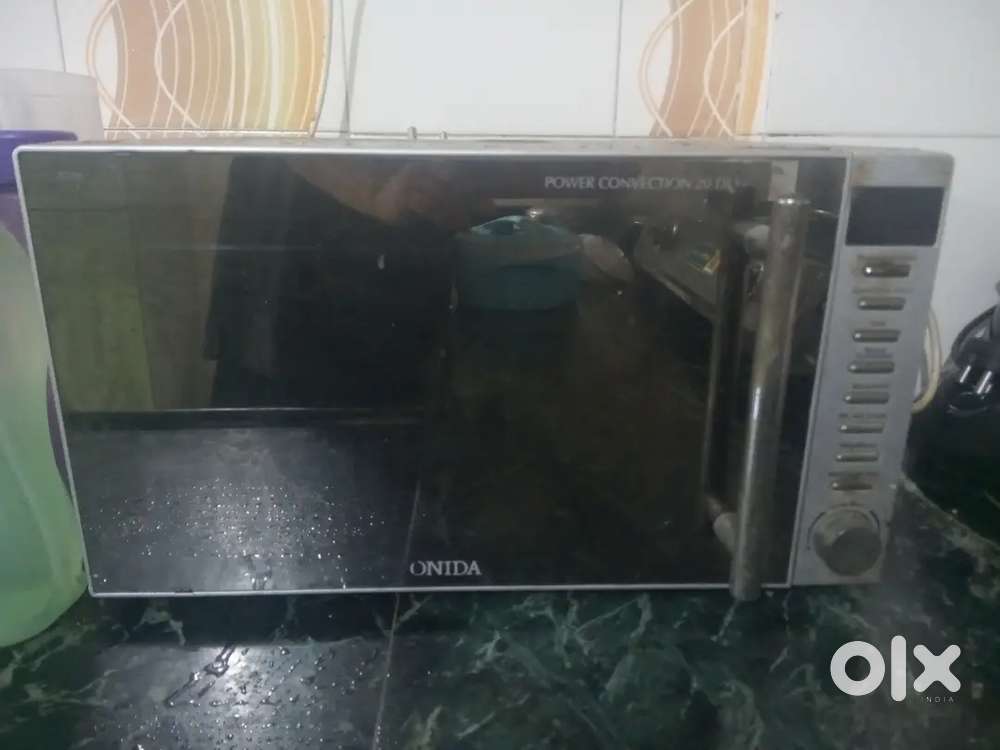 Microwave oven