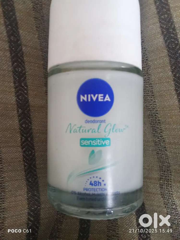 NIVEA natural glow roll on