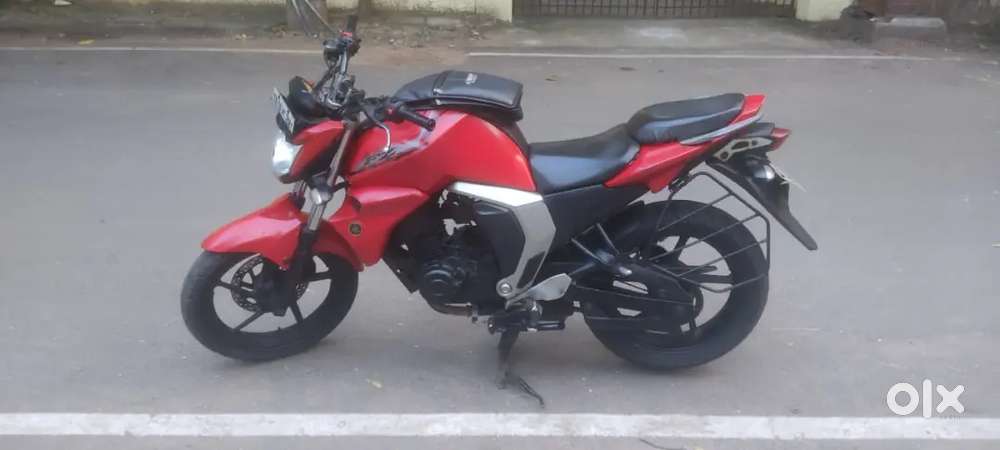 Yamaha FZ V2