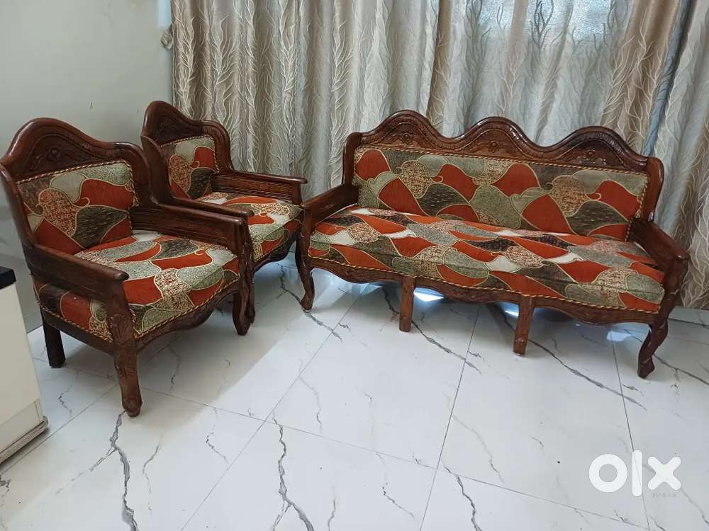 Saharanpur Wooden Antique Sofa