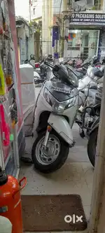White activa 125 in good condition