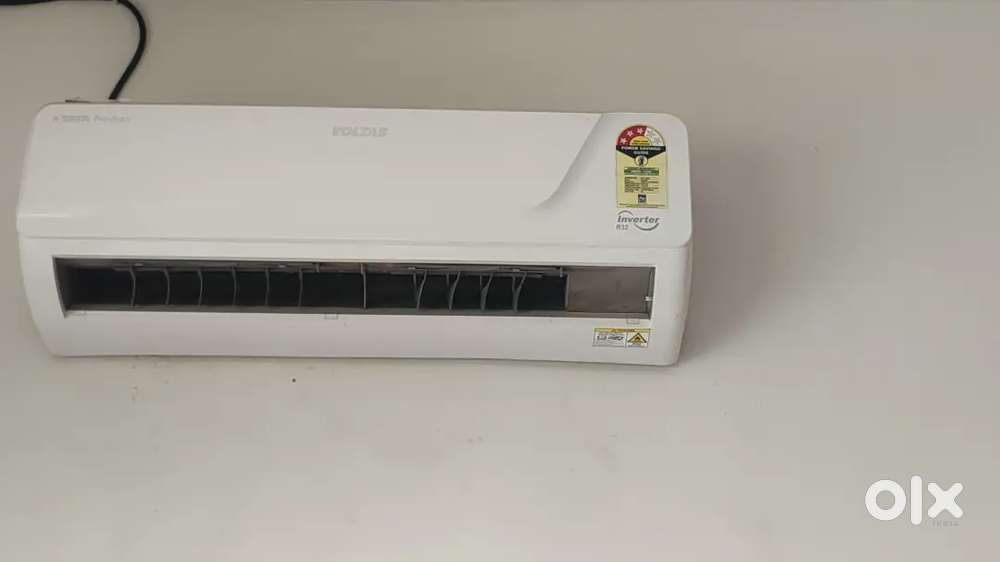Voltas 1 ton AC in running condition