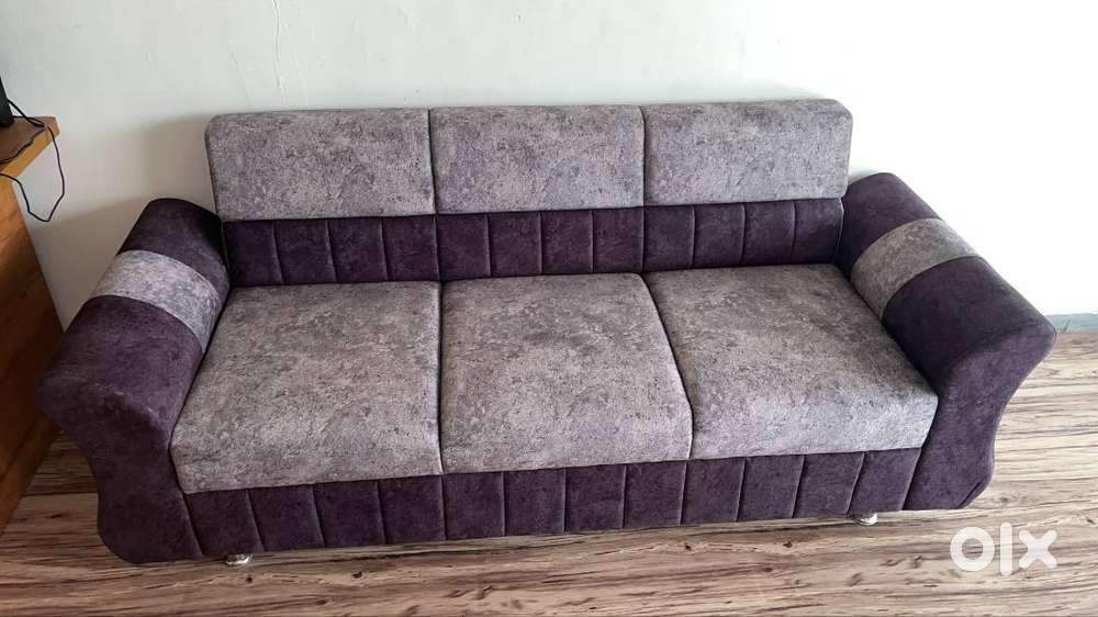 6 feet full size Sofo