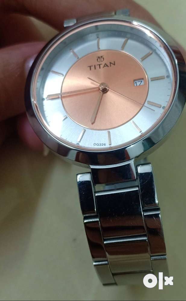 Fixed price. ORIGINAL -Titan Analog watch - NN2480KM01