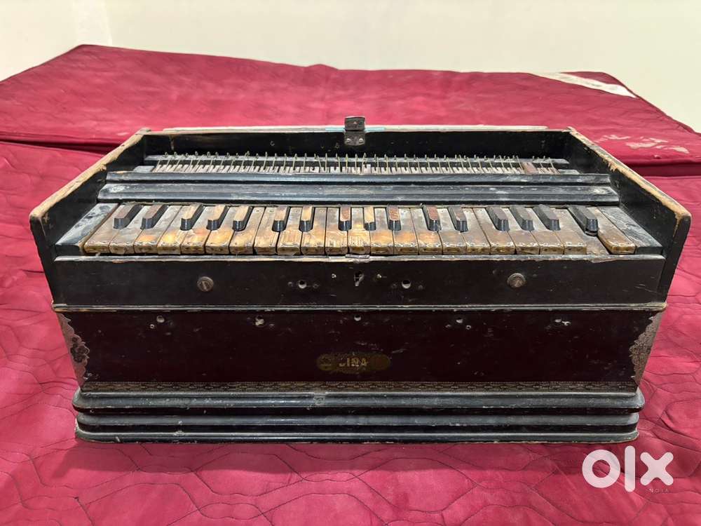 Harmonium tabla sets guitar and dholak