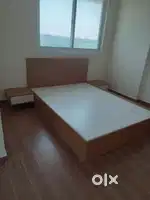 LL: 3 BHK FURNISHED HOUSE (1ST FLOOR) FOR RE mtr