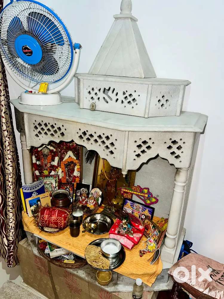 Household furniture - Jhoomar, bed, mandir, washing machine, phone
