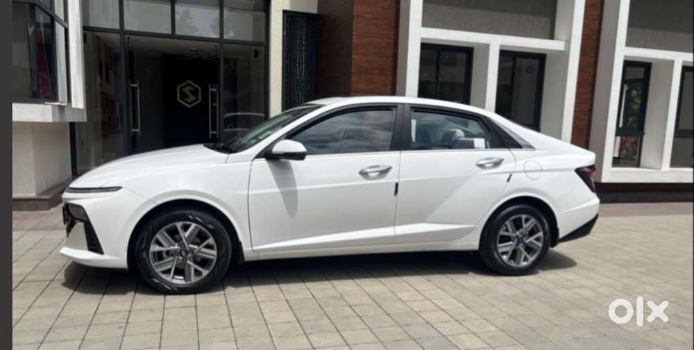 Hyundai Verna 2023 Petrol automatic, 3900 Km Driven