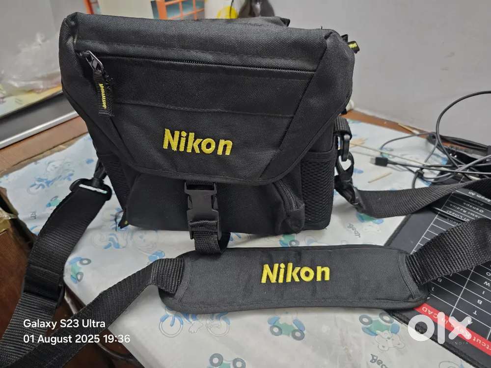 Nikon D5300  camra with lense unused