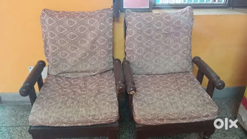 Sofa set five seater